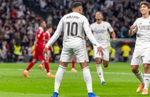 Mbappé égale le record de Ronaldo : une performance historique au Real Madrid Mbappé égale record Ronaldo
