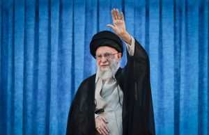 Mort d’Ali Khamenei : Le Guide Suprême Iranien Éliminé dans une Frappe Conjointe Américano-Israélienne