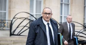 Laurent Nuñez confirme la reprise du dialogue malgré des tensions persistantes