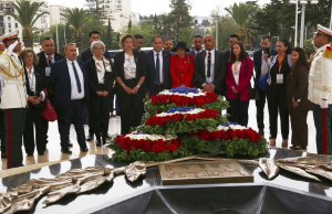 8 Mai 1945 : Macron multiplie les gestes d’apaisement envers l’Algérie à l’occasion des commémorations de Sétif