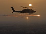 Escalade au détroit d’Ormuz : un hélicoptère américain abattu, l’Iran bombardé en représailles